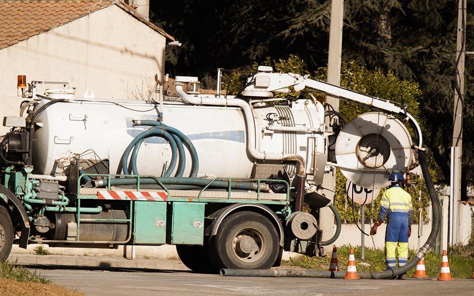 prix débouchage canalisation Éragny